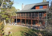 Dream Catcher-luxury cabin-hot tub-pets ok- View-Pool Table-Wi-Fi-firepit