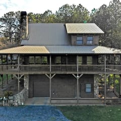 Brew with a View-3br/3ba sleeps 8, hot tub, pool table