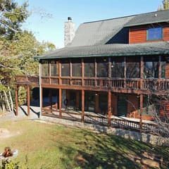 Dream Catcher-luxury cabin-hot tub-pets ok- View-Pool Table-Wi-Fi-firepit