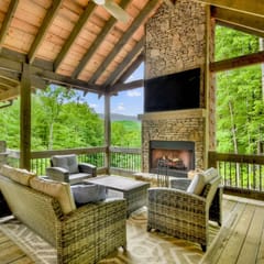 Luxury Blue Ridge 3BR Cabin w/ Outdoor Living Area & Hot Tub-