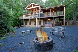 Denali | 5br + Casita- Pet Friendly Blue Ridge Cabin Rental with Mountain View and Hot Tub