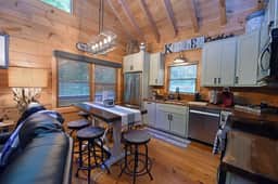 Elegant Escape Luxury 3BR Cabin w/ Firepits & Decks | Cherry Log GA