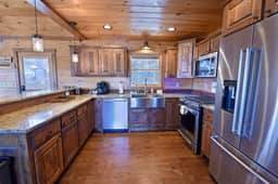 Mountain Oasis | 3BR Pet-Friendly Cabin Rental | Blue Ridge GA | Mountain Views & Hot Tub