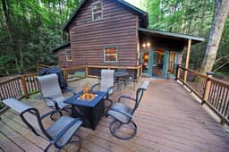 Riverbend Den | 2BR Creekfront Cabin Rental | Blue Ridge GA | Creekfront Living