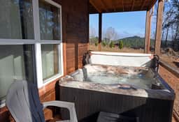 Rustic Moose Retreat • Hot Tub • Views • Pets