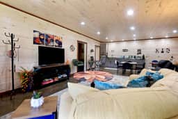 The Deerpath- ADA Compliant- 4BR/3BA- Hot Tub-Pets OK- Wifi- Much More!