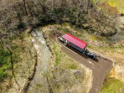Caney Creek Cabin -Luxury Creekfront Tiny Cabin - Hot Tub -Dog Friendly - Image 5