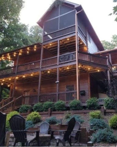 Fireplaces, Hot Tubs & Decks