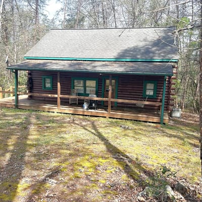 Inspiration- 2br/2ba Hot Tub-Wi-Fi- Pets ok-Pool table- Fireplace- Free Activities