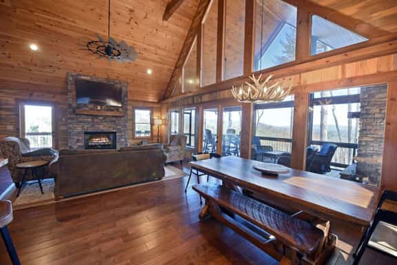 Mountain Oasis | 3BR Pet-Friendly Cabin Rental | Blue Ridge GA | Mountain Views & Hot Tub - Image 1