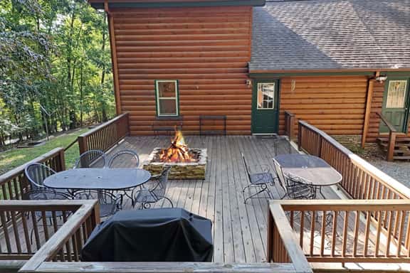 S'more Waggin' Cabin | 3BR Pet-Friendly Cabin Rental | North Georgia Mountains | Fire Pit - Image 1