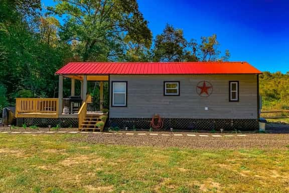 Caney Creek Cabin -Luxury Creekfront Tiny Cabin - Hot Tub -Dog Friendly - Image 1