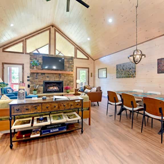 The Deerpath-4BR/3BA- Hot Tub-Pets OK-Putt Putt- Wifi- ADA Compliant- Much More! - Image 1