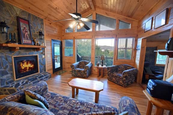 Denali | 5br + Casita- Pet Friendly Blue Ridge Cabin Rental with Mountain View and Hot Tub