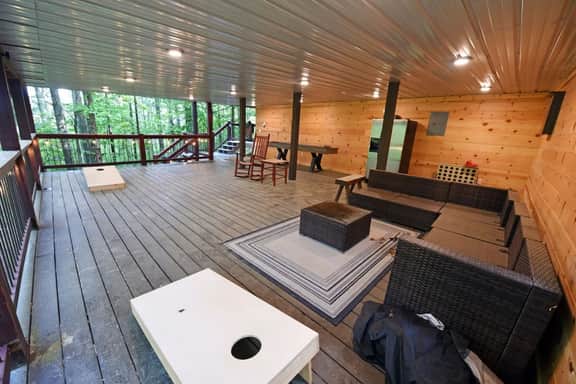 Elegant Escape Luxury 3BR Cabin w/ Firepits & Decks | Cherry Log GA