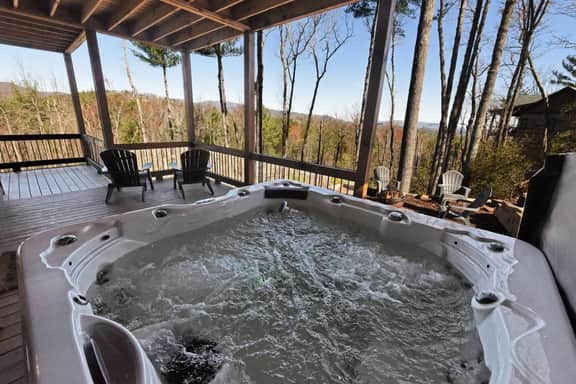 Mountain Oasis | 3BR Pet-Friendly Cabin Rental | Blue Ridge GA | Mountain Views & Hot Tub