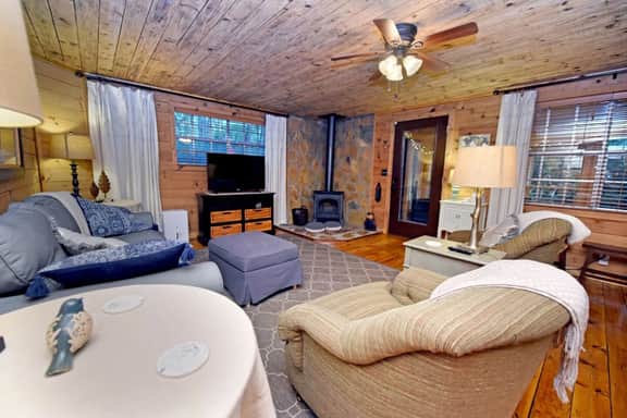Riverbend Den | 2BR Creekfront Cabin Rental | Blue Ridge GA | Creekfront Living