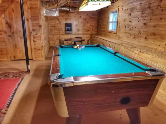 Trail`s End- Blue Ridge, GA- Hot tub, Wi-Fi, Pool Table, Pets