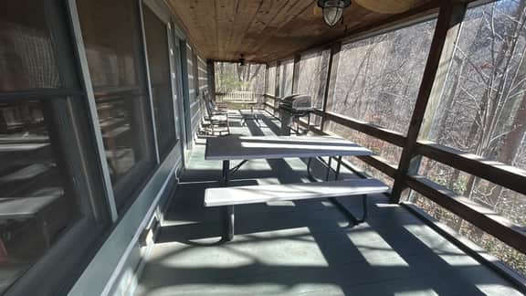 Trail`s End- Blue Ridge, GA- Hot tub, Wi-Fi, Pool Table, Pets