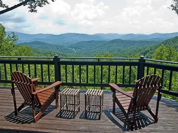 Over the Moon-Hot tub, Pets OK, Wi-Fi, Game room. Mountain View
