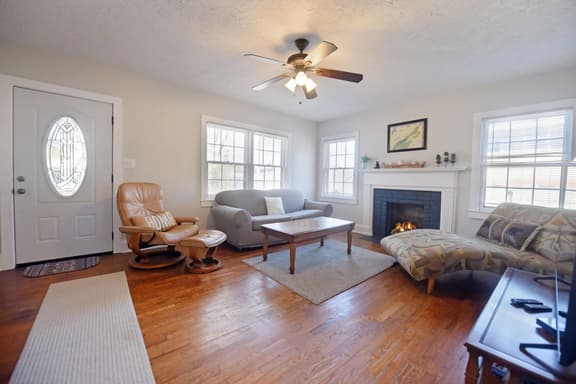 The Copper Cottage on Main | 2BR Historic Cottage Rental | Copperhill TN | Firepit & Walk-to-Dining