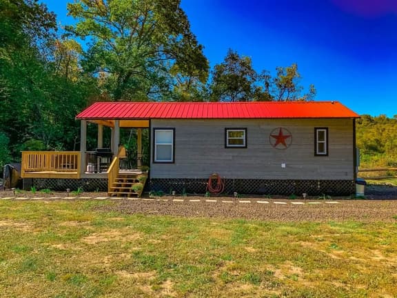 Caney Creek Cabin -Luxury Creekfront Tiny Cabin - Hot Tub -Dog Friendly - Image 1